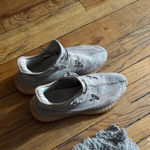 Yeezy 350 “Synth”